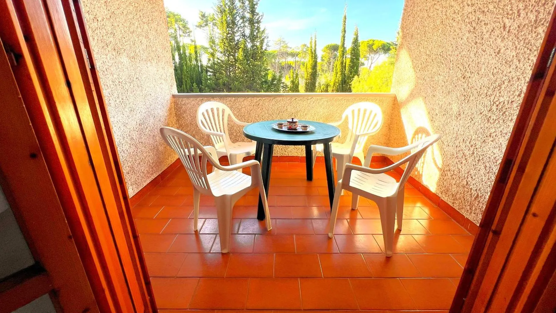 Residence Delfini Principina a Mare 0*,